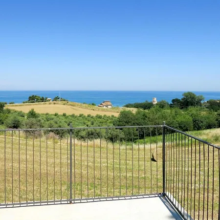 Villino Del Parco Cerrano 200s Дом отдыха Пинето